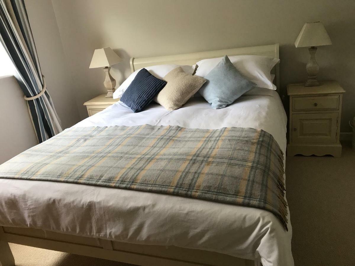 Stapehill Lodge B&B Hampreston Luaran gambar