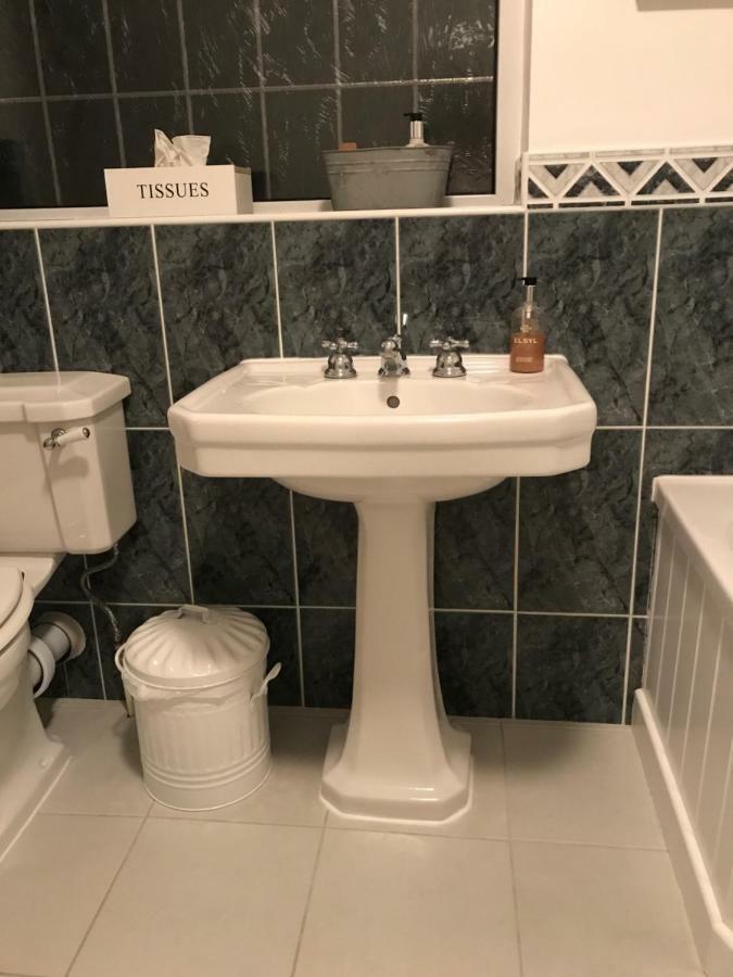 Stapehill Lodge B&B Hampreston Luaran gambar