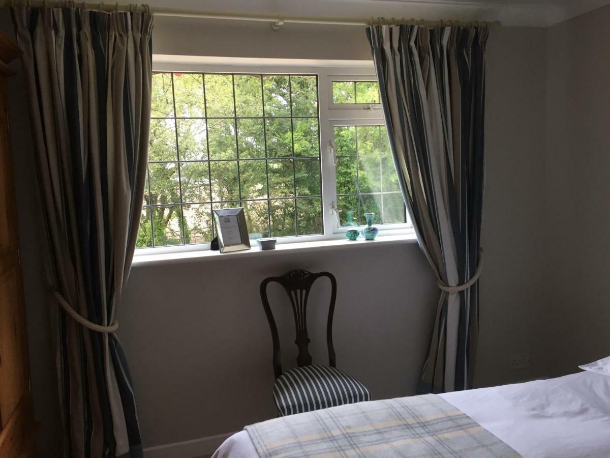 Stapehill Lodge B&B Hampreston Luaran gambar