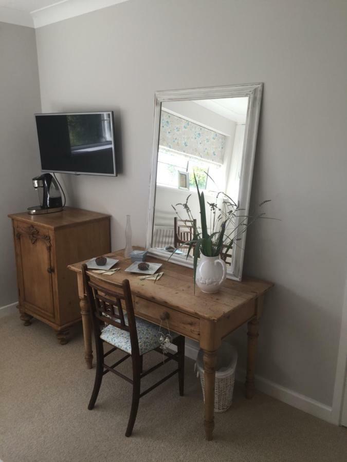 Stapehill Lodge B&B Hampreston Luaran gambar