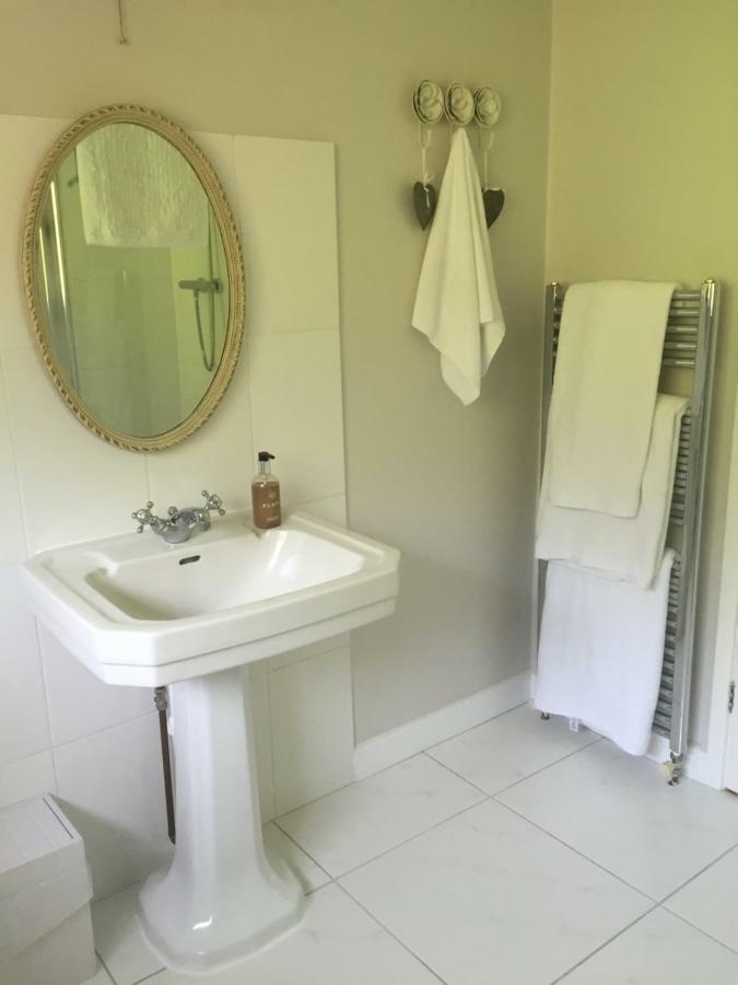 Stapehill Lodge B&B Hampreston Luaran gambar