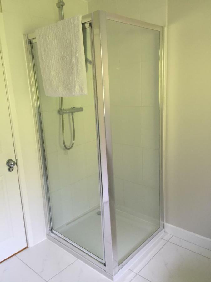 Stapehill Lodge B&B Hampreston Luaran gambar